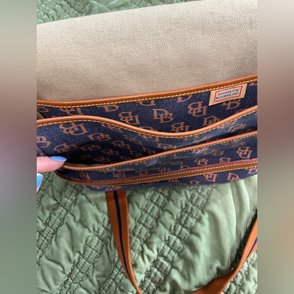 Dooney & Bourke Vintage Purse - Picture 6 of 6